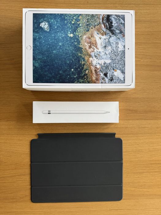 iPad Pro 10.5 cala 64GB Wifi + Apple Pensil + orginalny cover