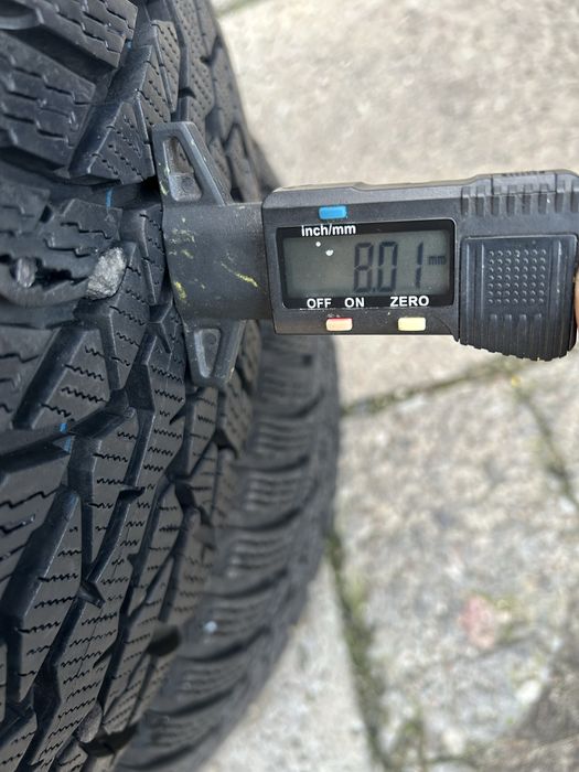 92 Opony zimowe 185/60/15 NOKIAN Bardzo Ładne