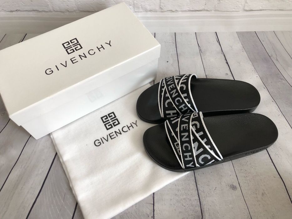 Шлепки Givenchy