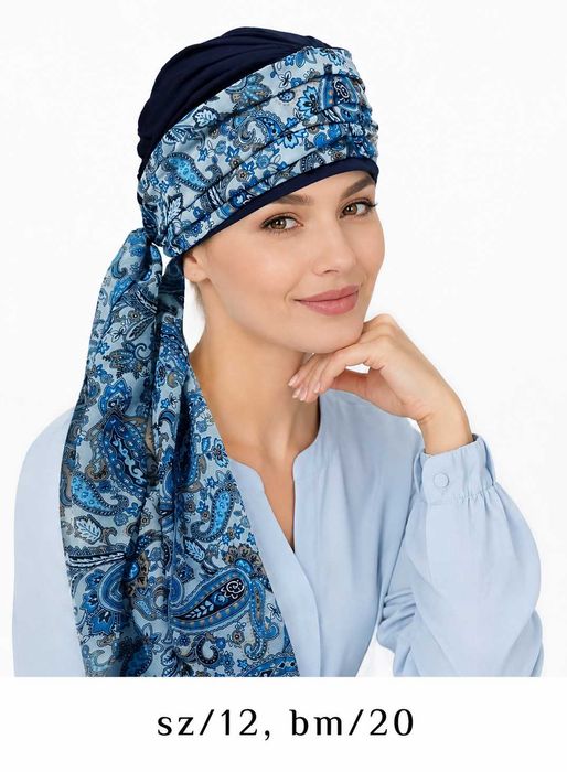 Turban , chusta Beata po chemii w kolorze granatowym -Nessaja salon peruk Kraków
