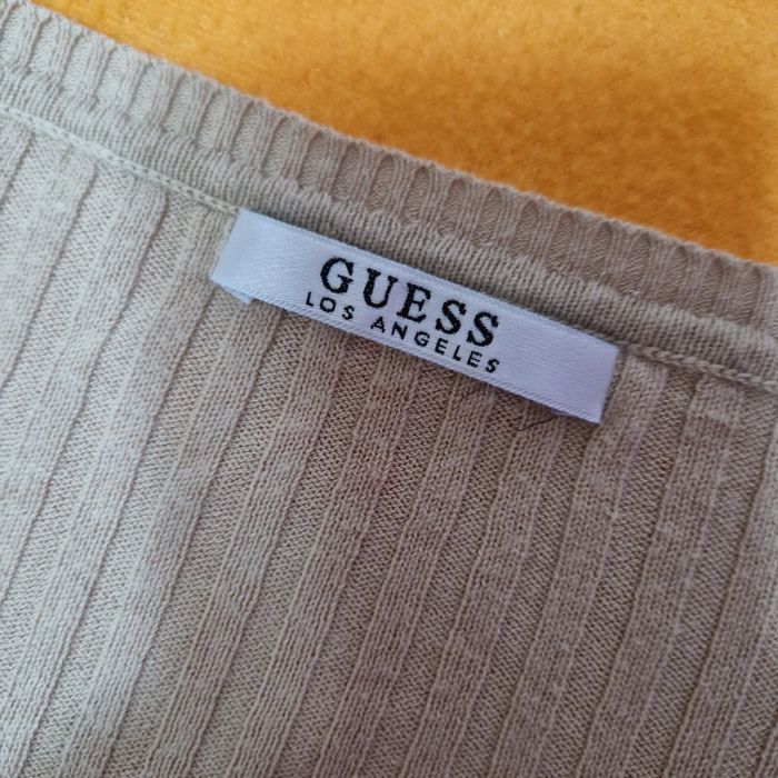 Camisola Guess canelada bege com decote lace-up | Tamanho S