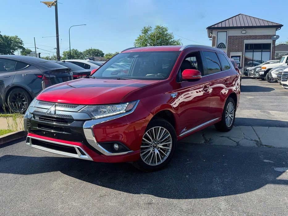 Mitsubishi Outlander Phev      2018