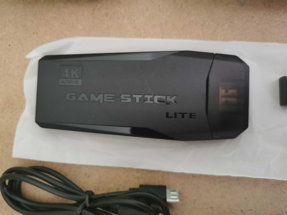 Ігрова приставка Game Stick Lite M8 64GB. 4K  та 2 джойстиками