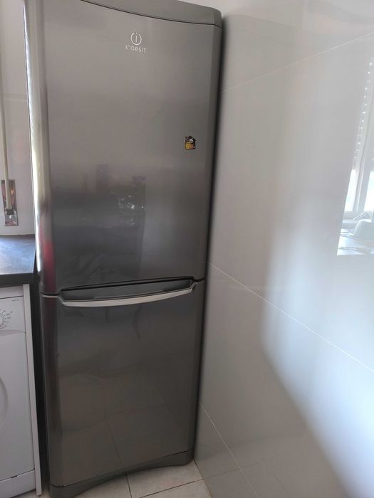 Frigorífico Indesit