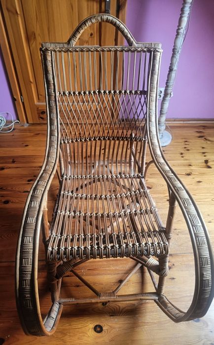 Fotel bujany wiklinowy