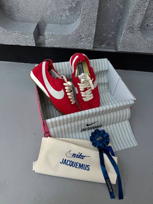 4 кольори Nike x Jacquemus MOON SHOR