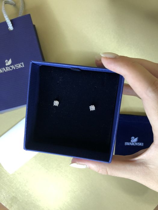 Сережки swarovski, сережки сваровскі,сваровски, пусети,прикраси