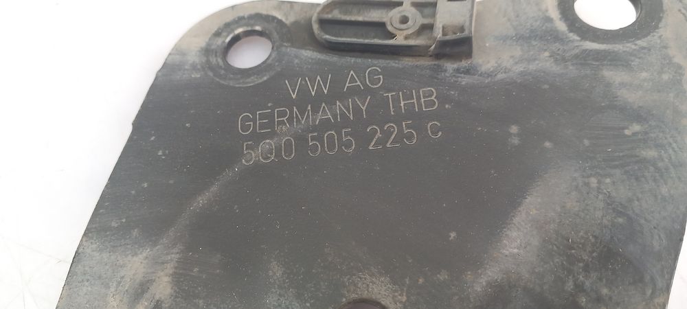 Braço de suspensão trás esquerdo VOLKSWAGEN Golf VII Variant (BA5, BV5