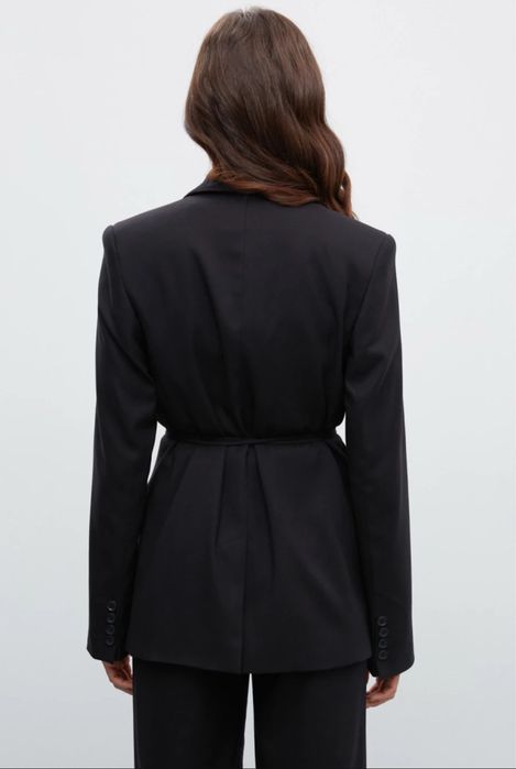 Must have піджак