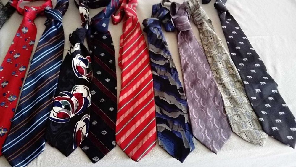 30 krawatow Vintage