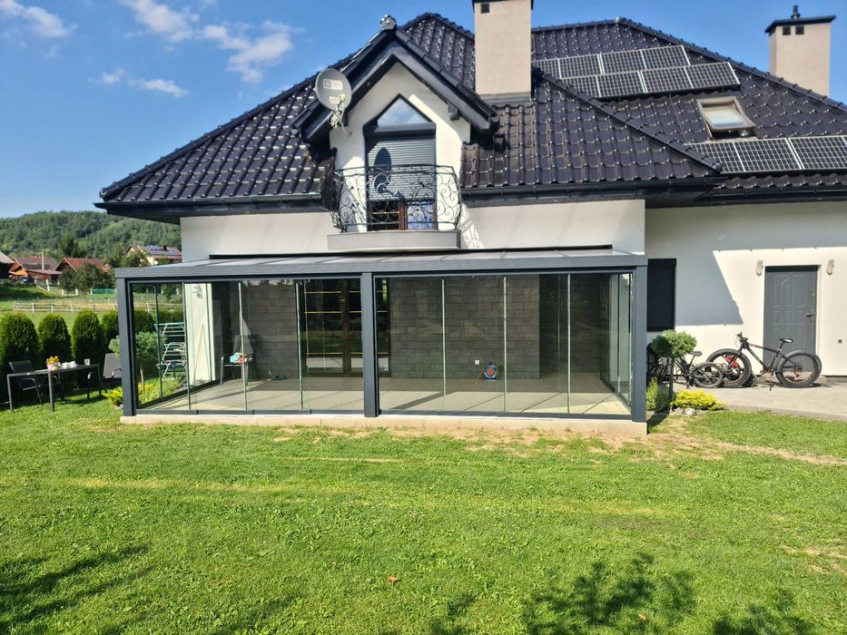 Zadaszenie tarasów, pergole, ogród zimowy, zabudowy szklane | TR