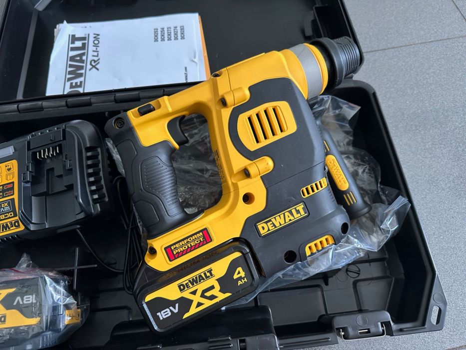 Martelo DeWalt DCH253M2 18V c/ 2x Baterias Nova em Caixa c/Fatura Garantia