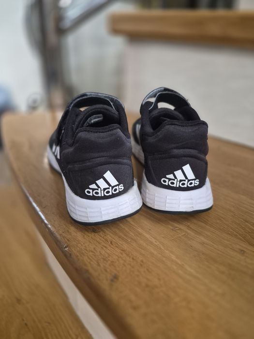 Дитячі кросівки кросовки adidas