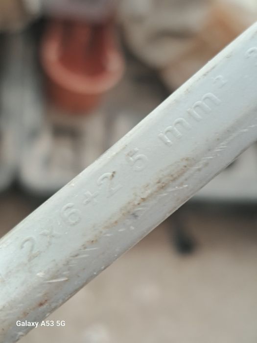 60 metrów  Kabel, 3x drut 2x6mm2 plus 2.5mm2