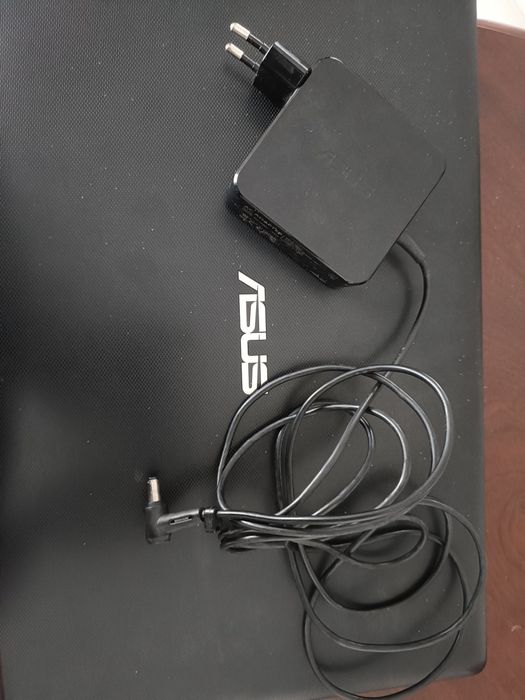 ASUS Modelo X552C sem bateria