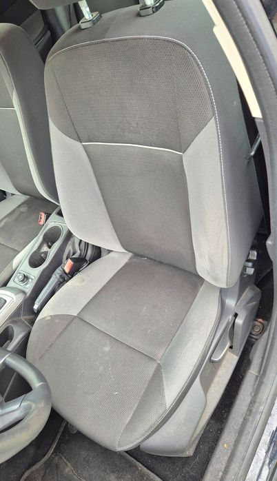 Fotel kierowcy Ford Focus Mk3 materiałowy airbag 3YB FB NOWE