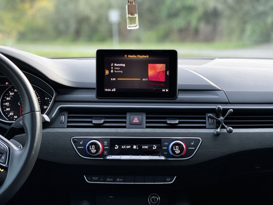 Audi A4 2019 VIN WAUGMAF41KA058891 фото оголошення 16 з 17