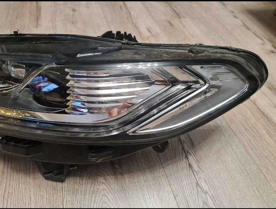 Reflektor LED Mondeo MK5 ES73-13D155-CG (usterka elektroniczna)