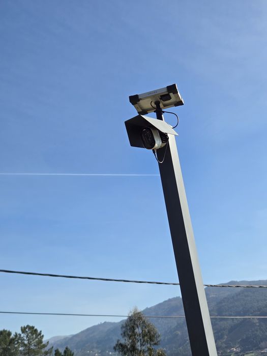 Camera exterior imilab ec4 com painel solar