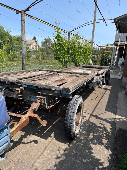 Прицеп тракторній