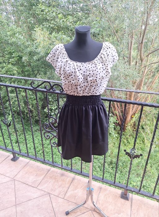 Sukienka letnia w groszki rozmiar M 38