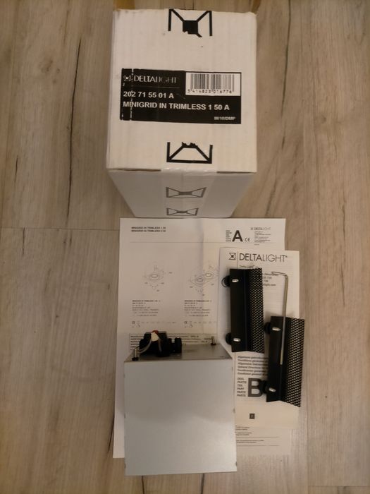 Lampa led Deltalight