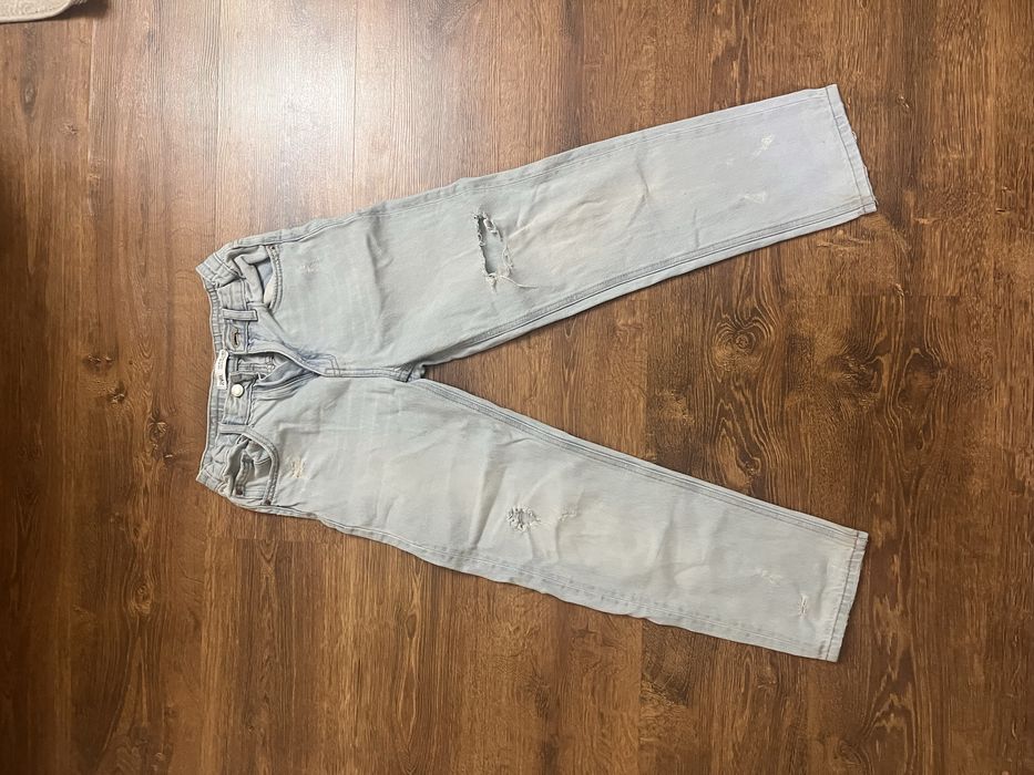Джінси Zara.
