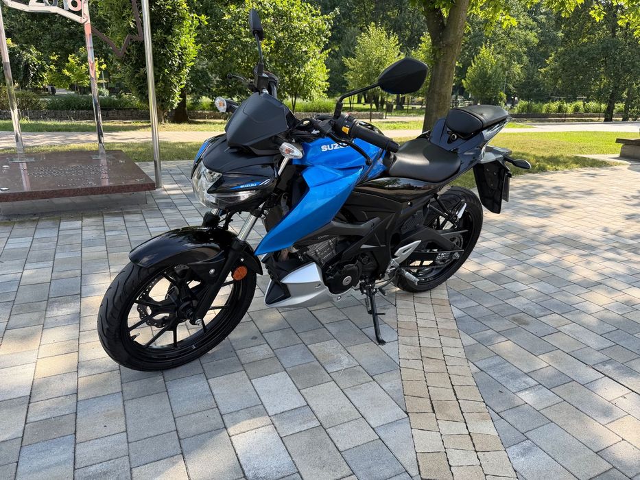 Suzuki