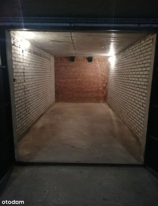 Garaż Ułanów 17m2 cena do negocjacji