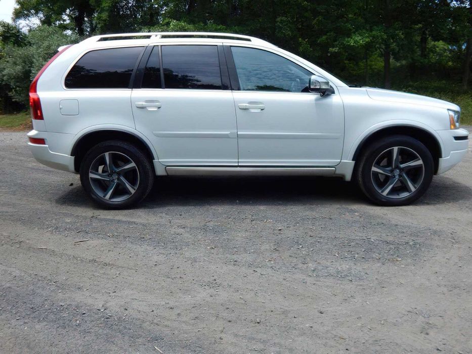 Volvo XC90      2013