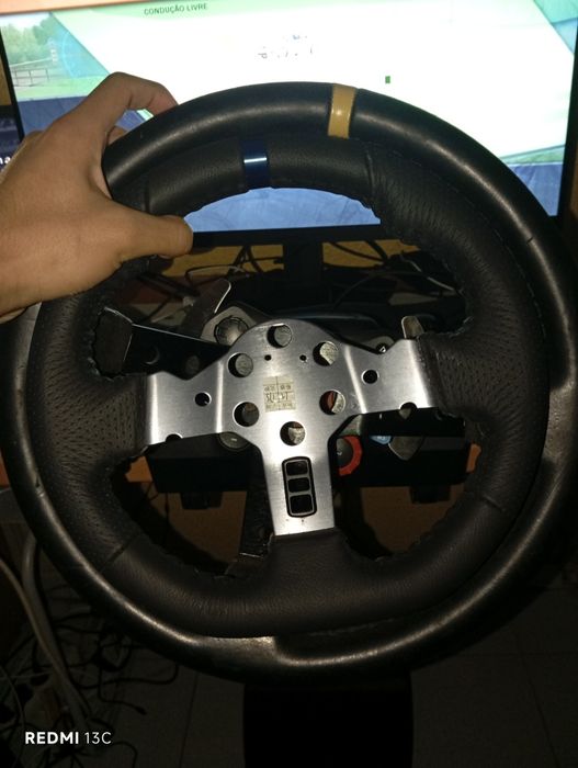Volante Logitech G29 com mudanças e  volante de drift/rally