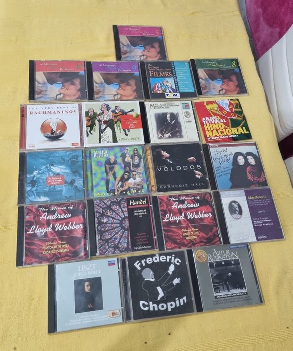 Lote de CDS Originais tenho mais Quantidade