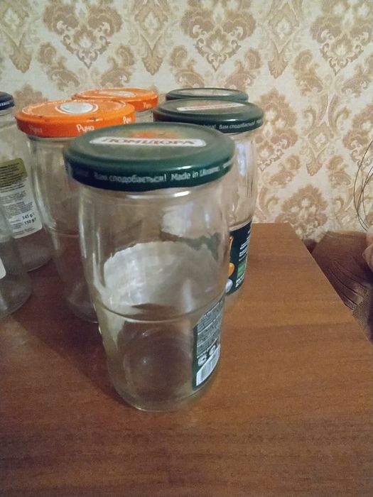 Банки для различных целей.