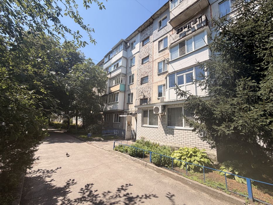 Продам 4х кімн квартиру РАКОВКА