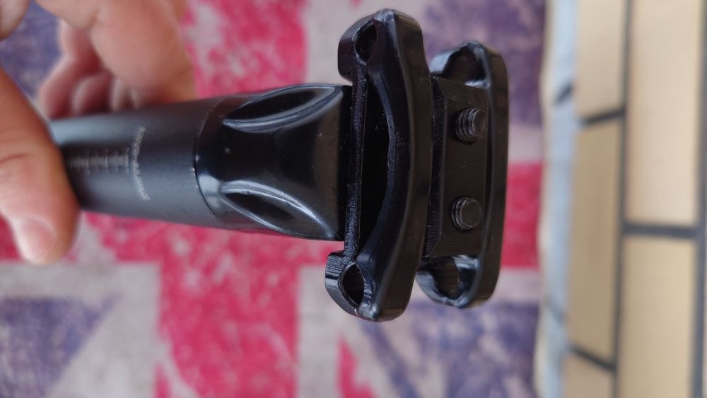 Підседільний штир Giant D-Fuse Alloy