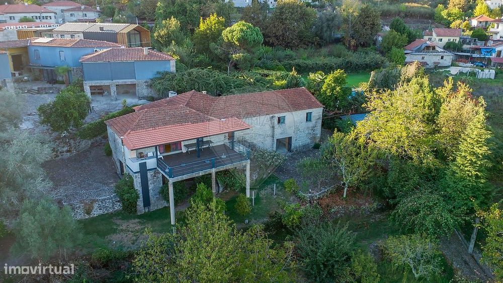 Moradia T7 para venda