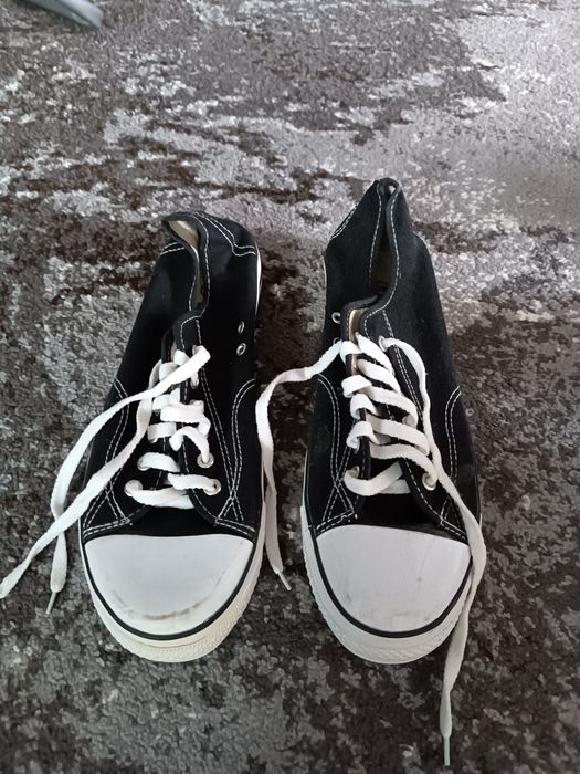 Кеди чоловічі нові