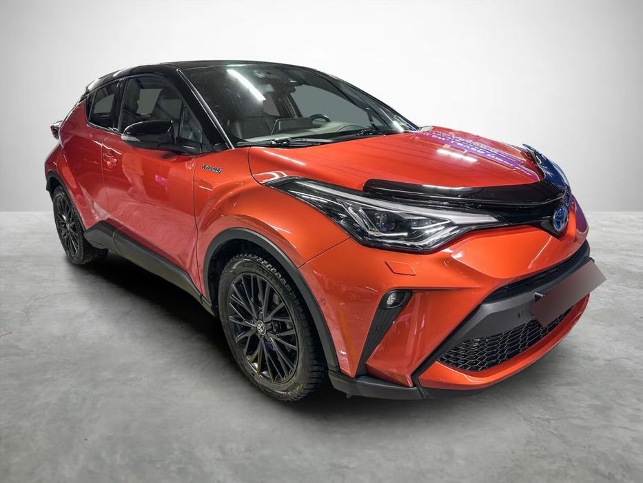 Toyota C-HR Hybrid 184 KM  Lounge Tech  Automat