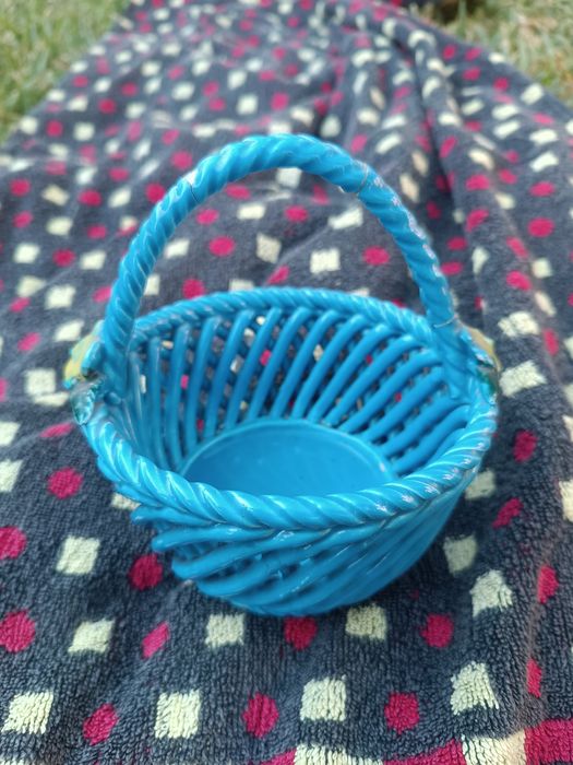 Cestinha decorativa, antiga