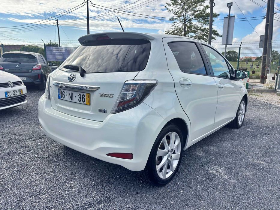 Toyota Yaris 1.5 Hybrid  NACIONAL