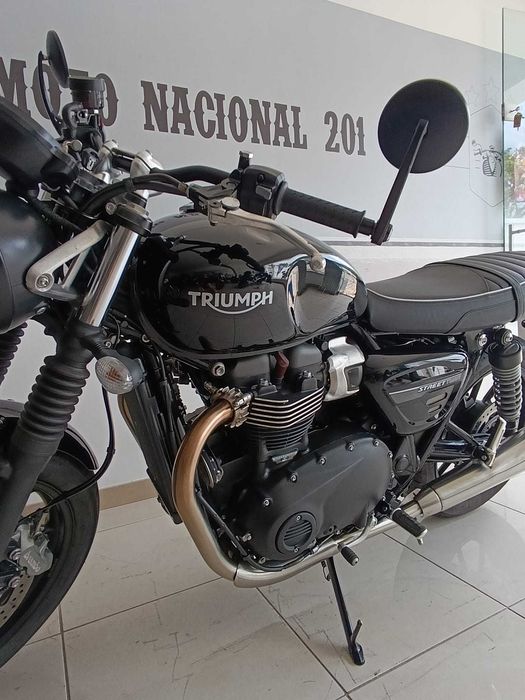 Triumph Street Twin 900cc semi nova apenas 9800KL