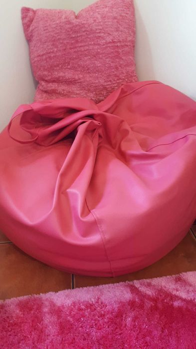 Vendo conjunto em cor de rosa