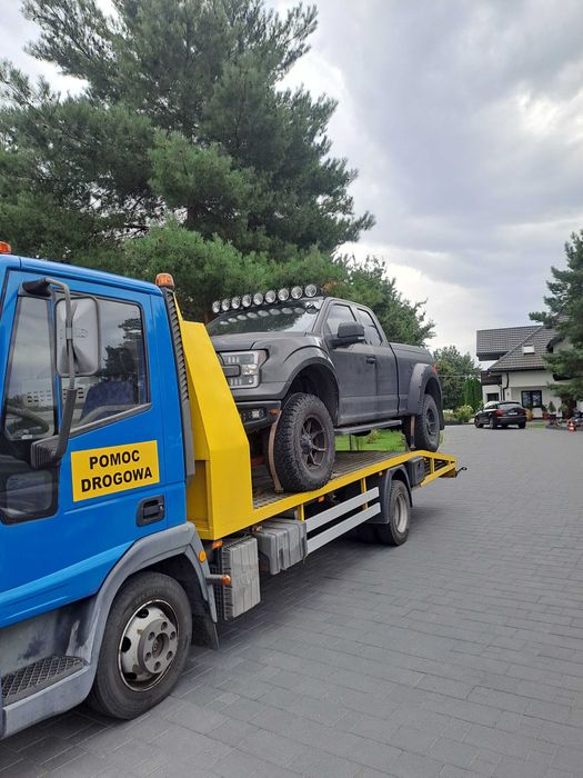 Pomoc drogowa 24h, holowanie 24, laweta 24h, wypadek, kolizja
