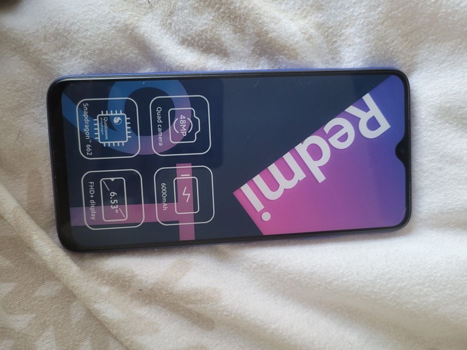 Atrapa telefonu Redmi