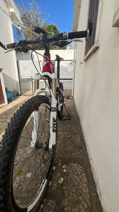 Bicicleta GHOST AMR 7500