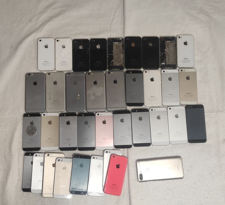 iPhone 5とiPhone 6s セット Лот iPhone 4,4s,5,5c,5s,6,6s,SE: 1 600 грн. - Смартфоны