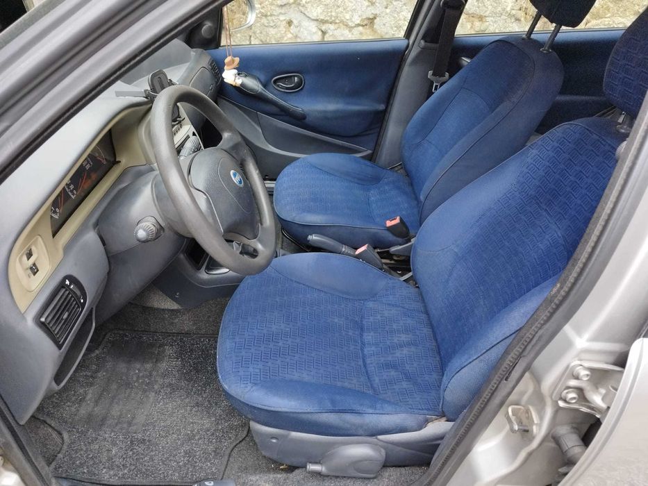 Fiat Palio Weekend 1.2 16v (80cv)