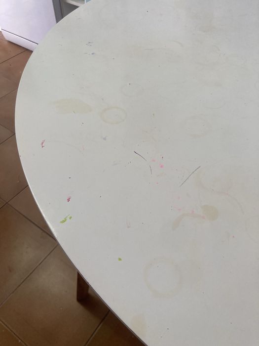 Mesa redonda tampo branco