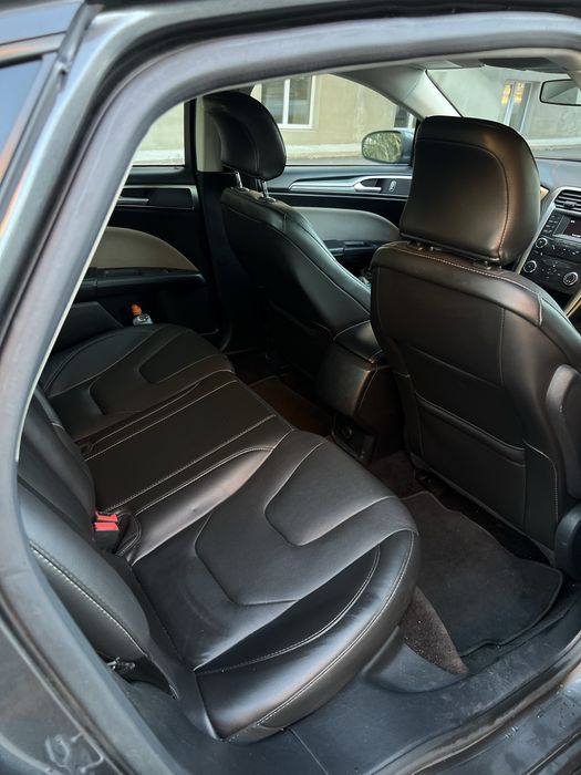 Ford Fusion 2017