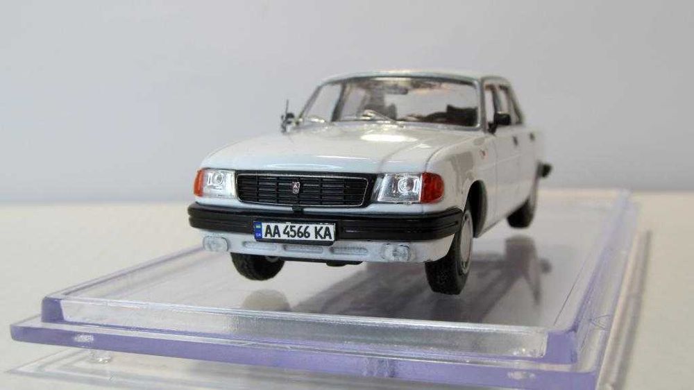 Модели Maserati, Mazda CX-5 1:43. Hyundai Premium X. Конверсия Волга